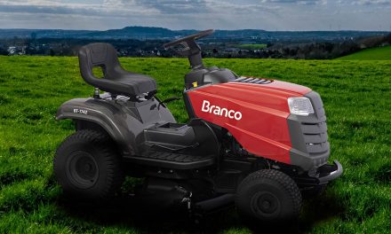 Branco Motores amplia portfólio de jardinagem com o lançamento do Trator Cortador BT-1742