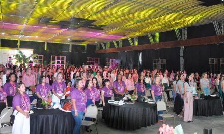 Mulheres do agro debatem a realidade da produção agrícola no Brasil durante o 5º ENMCOOP, em Florianópolis